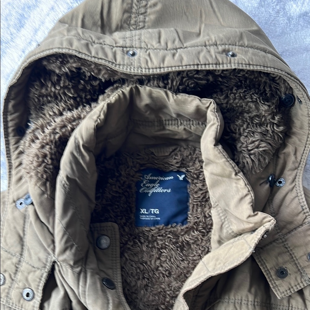 American Eagle Olive  Hooded Jacket with Faux Fur Lining size XL